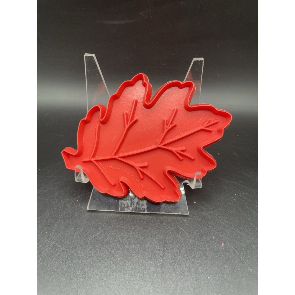 Hallmark Vtg Cookie Cutter - Large Fall Leaf Maple Nature Thanksgiving Autumn‎